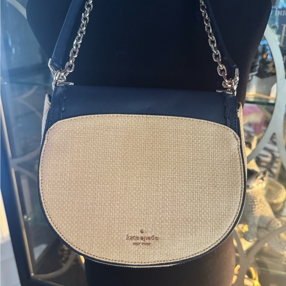 Kate Spade Robyn Medium Leather/Straw Crossbody - Picture 4 of 12